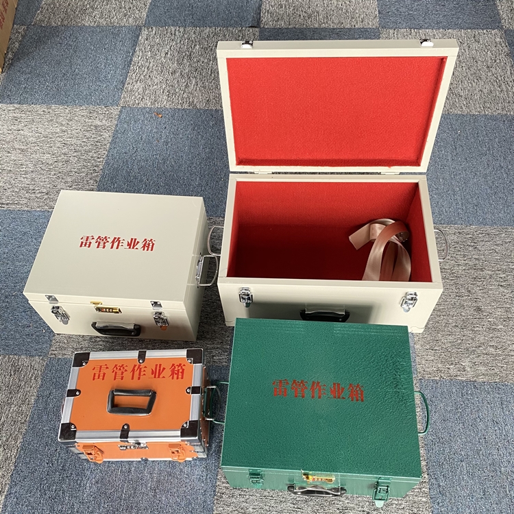 赣榆爆破工程作业箱如何选择？玻璃钢与传统材质的全面对比